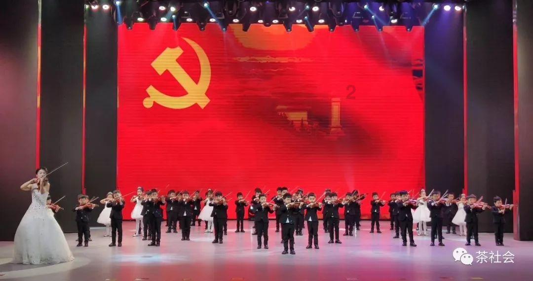 桃花侠守卫战