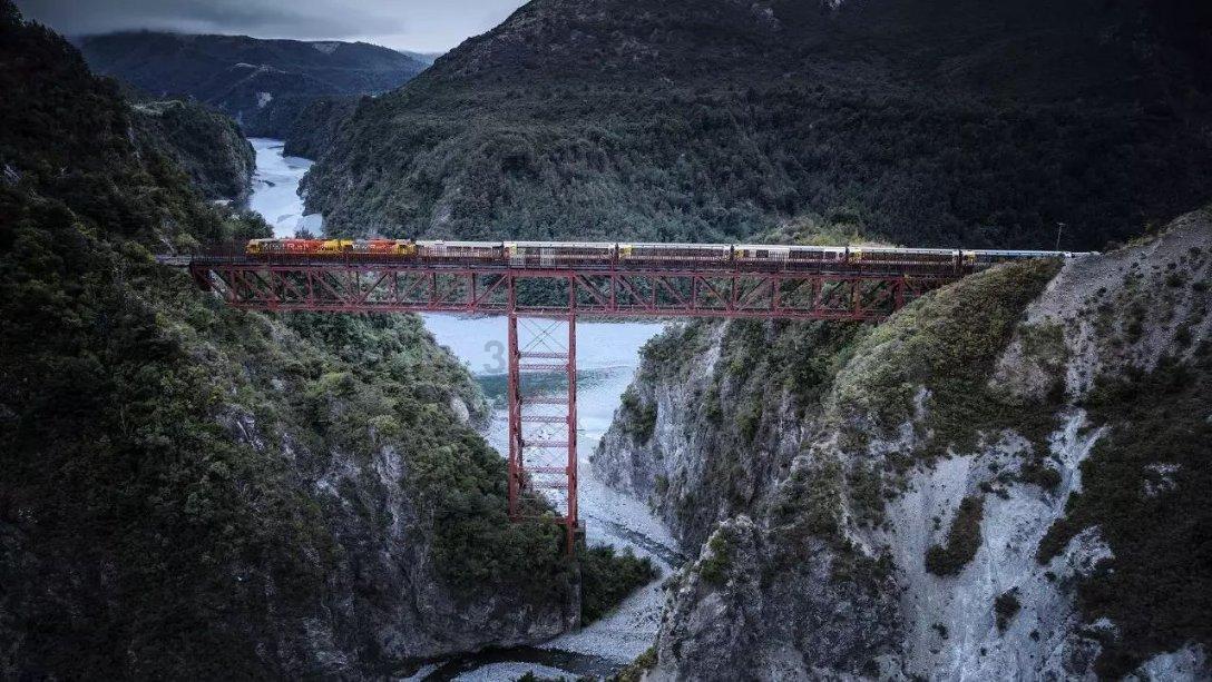 黔灵山国潮文化旅游首次延迟闭园